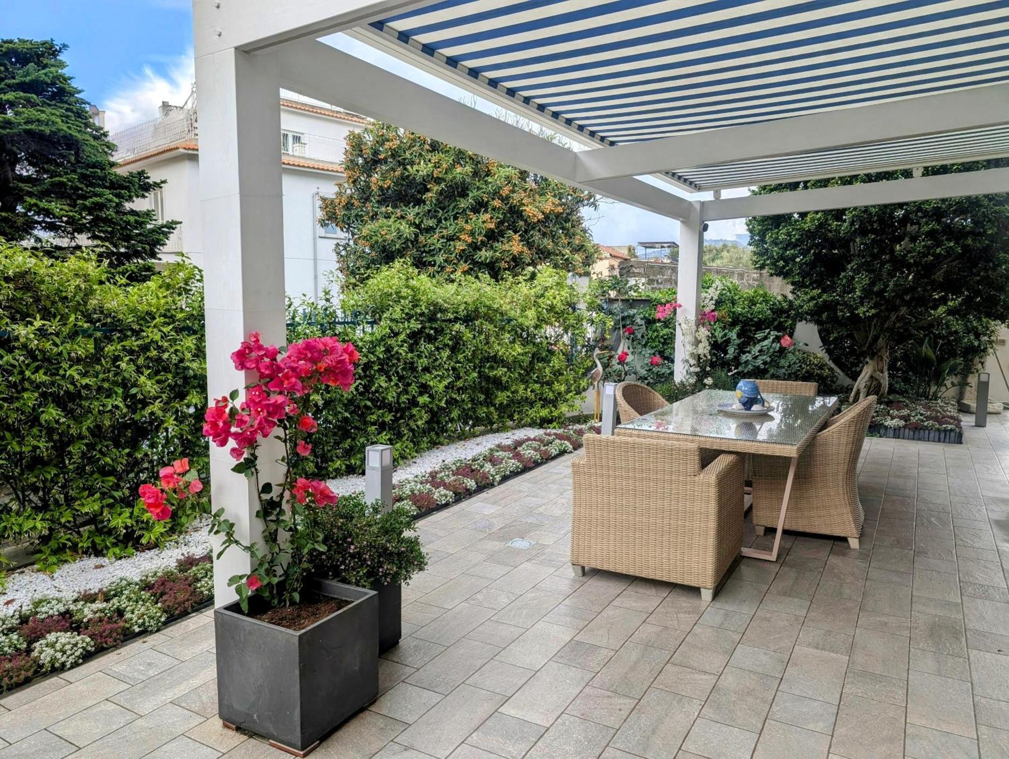 Sorrento Garden Room Exterior photo